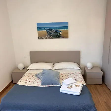 Acasa 128 La Spezia