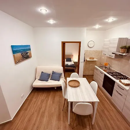 Apartament Acasa 128 *